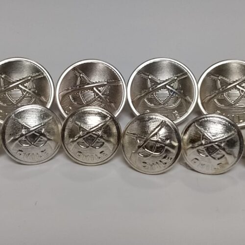 Botones (4 Grandes + 6 Pequeños) – Carabineros