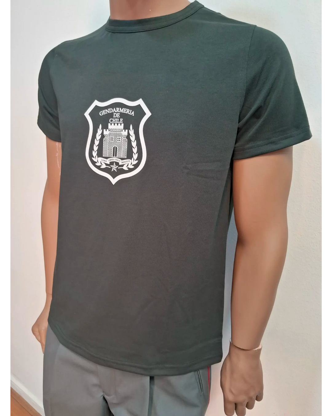 Polera Estampada Gendarmería Benson´s - Imagen 3