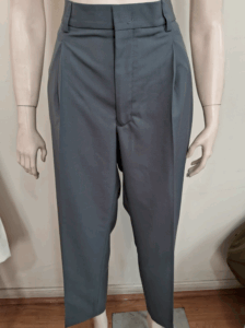 Pantalón Gris Vivo Rojo Femenino – Ejército Benson's
