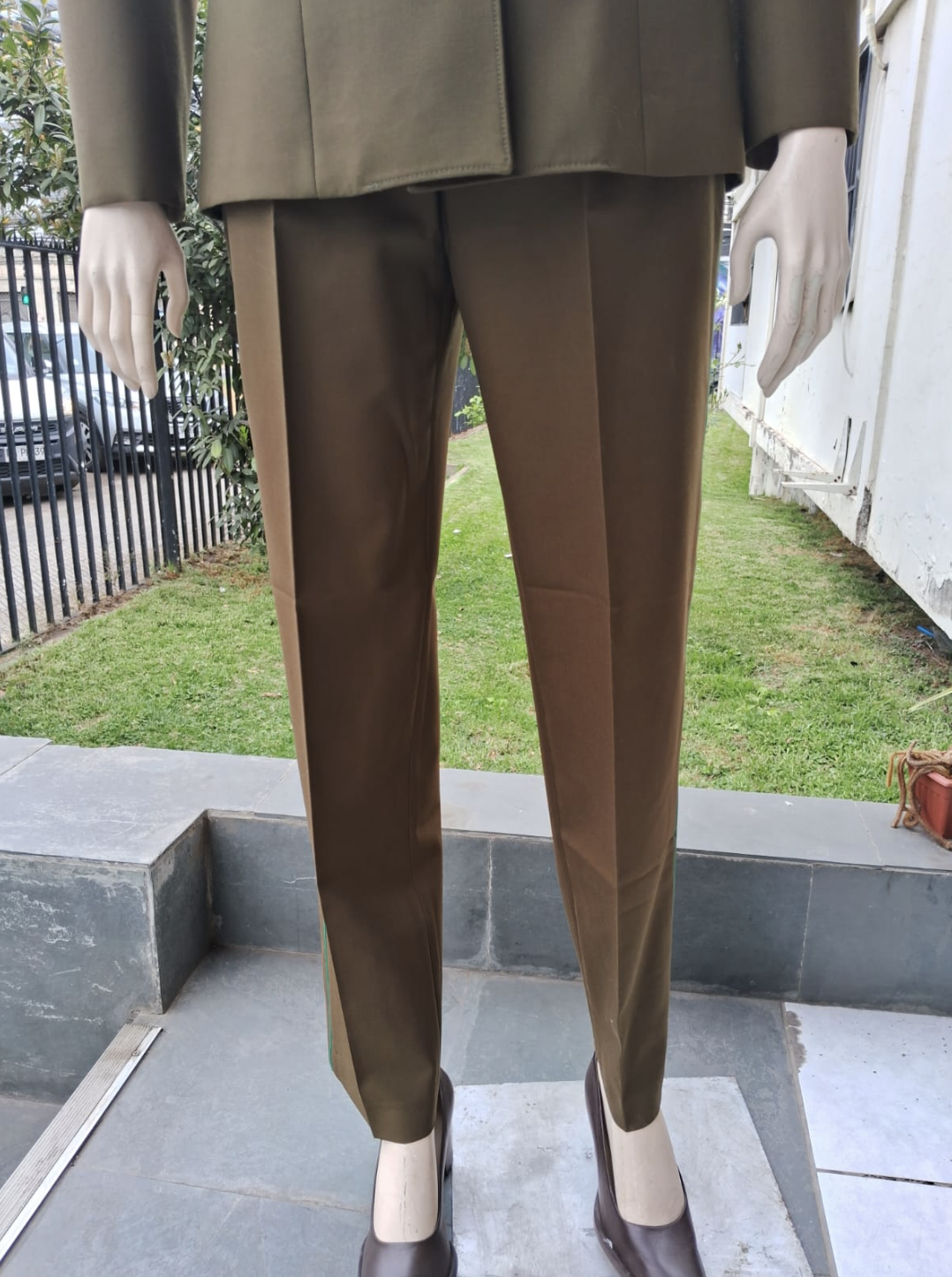 TENIDA OFICIAL FEMENINA PANTALÓN PALM BEACH - CARABINEROS - Imagen 4