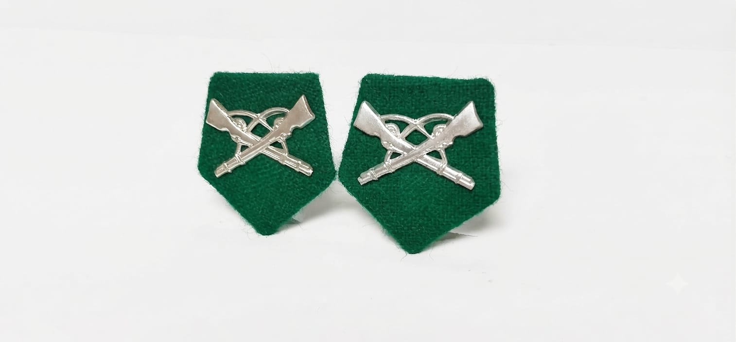 Par de Carabinas – Carabineros – detalle